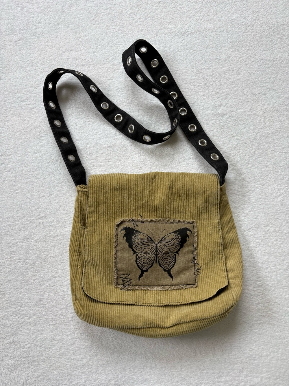 Y2K Hot Topic Corduroy Butterfly Crossbody Bag in Olive